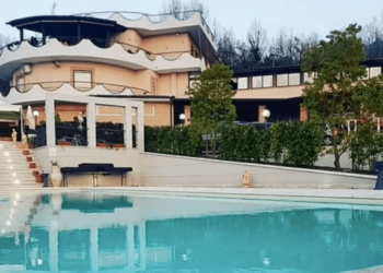 Молодожены сбежали с пышной свадьбы в Италии, не оплатив крупный счет