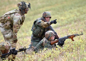 Минимальную зарплату в Нацармии Молдовы увеличат на 1400 леев