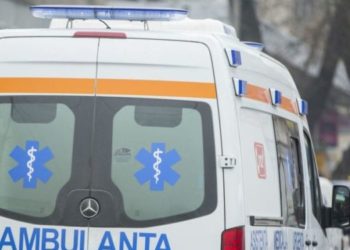 Три человека, в том числе несовершеннолетний, отравились угарным газом