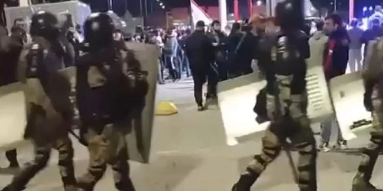 В Дагестане задержали 60 человек после беспорядков в аэропорту Махачкалы