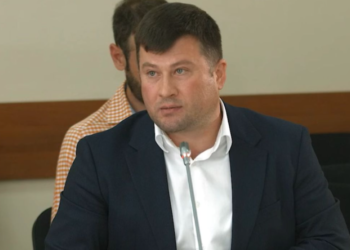 Парламент одобрил отставку члена ВСМ Юлиана Мунтяна | VIDEO