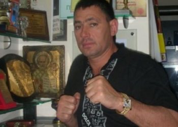 Кикбоксера Шолтояну обвинили в шантаже трех человек