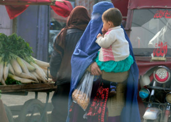 В Афганистане опять произошли два сильных землетрясения