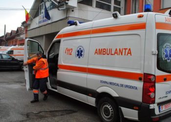 Chișinău: Un bărbat a decedat, după ce a căzut în gol de la etajul 11 al unui bloc de locuit