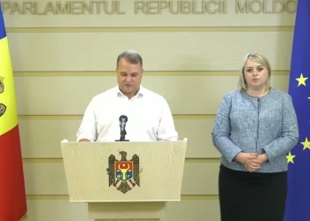 Deputații Alexandr Nesterovschi și Irina Lozovan rămîn în arest. Cei doi parlamentari nu-și vor putea desfășura campania electorală: „Decizia va fi contestată la Curtea de Apel” | VIDEO