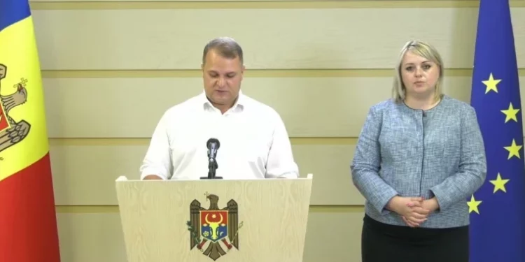 Deputații Alexandr Nesterovschi și Irina Lozovan rămîn în arest. Cei doi parlamentari nu-și vor putea desfășura campania electorală: „Decizia va fi contestată la Curtea de Apel” | VIDEO