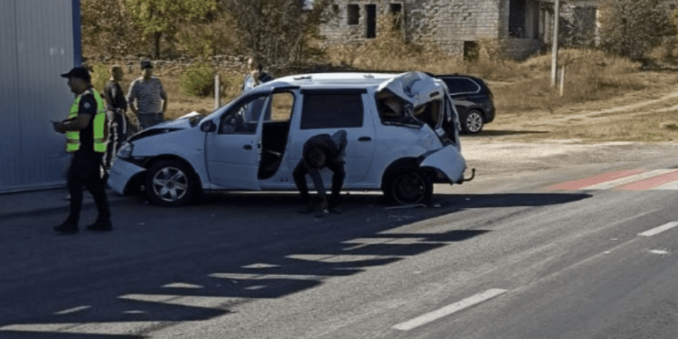 Accident violent în raionul Anenii Noi: O femeie a fost preluată de ambulanță