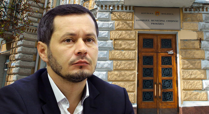 Ruslan Codreanu consideră că actuala administrație a capitalei cheltuie creditele într-un mod extrem de ineficient: În ultimii patru ani, primăria a luat un miliard de lei la dobânzi mari | VIDEO