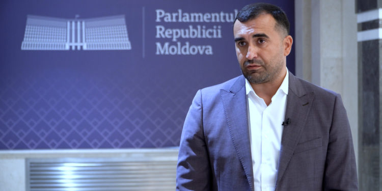 Candidatul PSRM la șefia capitalei promite pensionarilor 100 de lei lunar pentru pâine și mai multe proiecte infrastructurale de amploare | VIDEO