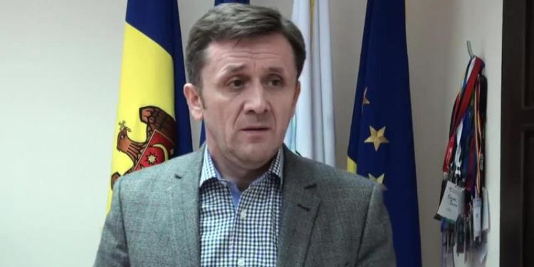 Fost președinte CEC: Guvernul folosește resursele administrative pentru a se implica în alegerile locale