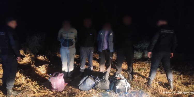 Patru indieni, reținuți cu ajutorul sistemului de supraveghere aeriană în apropiere de Prut