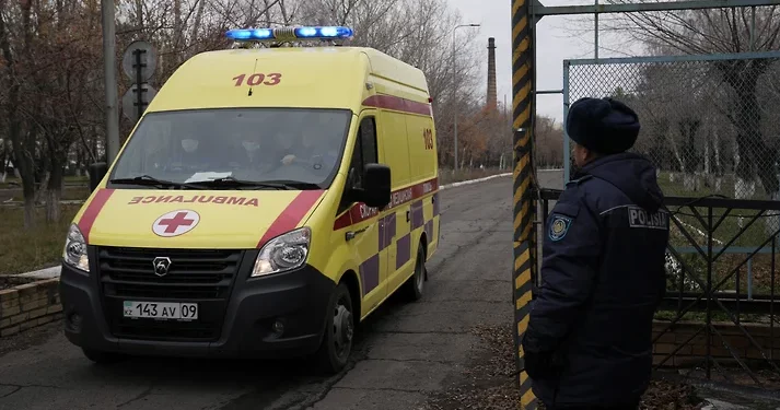Число погибших при взрыве на шахте в Казахстане выросло до 42