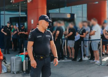Pe Aeroport se vor afla doar angajații și pasagerii, iar accesul pe poarta din mijloc va fi sistat. De când intră în vigoare noile măsuri de securitate | VIDEO