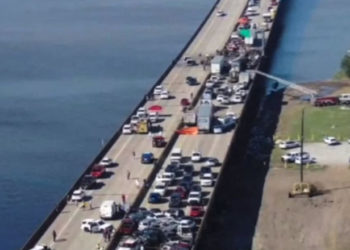 Carambol uriaș pe o autostradă din SUA: 158 de mașini s-au ciocnit. Cel puțin șapte oameni au murit și 25 au fost răniți