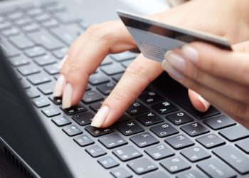 Полиция предупреждает: Мошенники рассылают сообщения якобы от госорганов