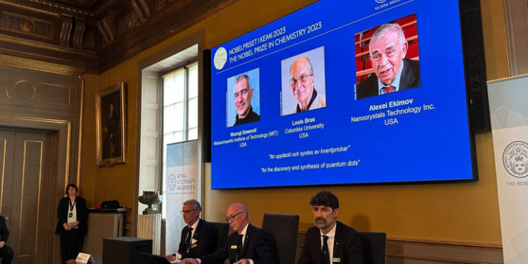 Trei cercetători din SUA au câștigat premiul Nobel pentru chimie în 2023. Ce au descoperit