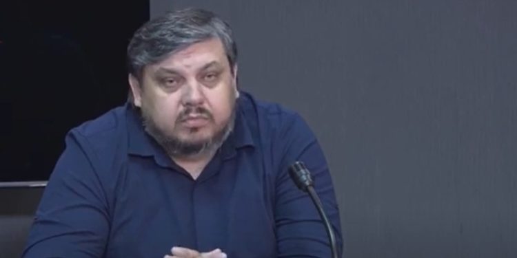 Candidatul Partidului NOI la funcția de primar al Capitalei, care în prezent este taximetrist: Problema ambuteiajelor poate fi soluţionată în 24 de ore. Ce propune acesta | VIDEO