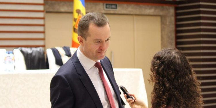 Statul, obligat să-i plătească jumătate de milion de lei unui judecător. Ministerul Justiției anunță că va contesta decizia la Curtea de Apel