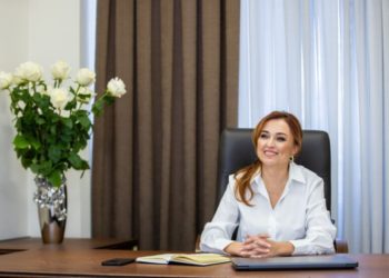 Cristina Vulpe și-a prezentat unele din priorități pentru funcția de edil de Chișinău. Candidatul partidului ”Șansă” spune că orașul trebuie să fie curat și amenajat, cu problema parcărilor soluţionată | VIDEO