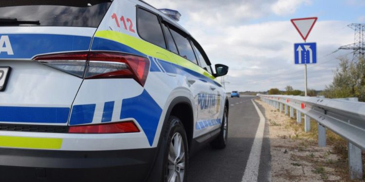 Peste 2.300 de șoferi, trași pe dreapta în weekend: 25 dintre ei erau băuți la volane | VIDEO