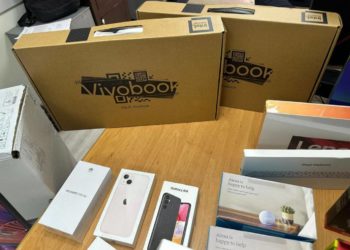 Vama Leușeni: Telefoane, tablete, laptopuri și alte dispozitive, tăinuite printre bagaje și colete neînsoțite