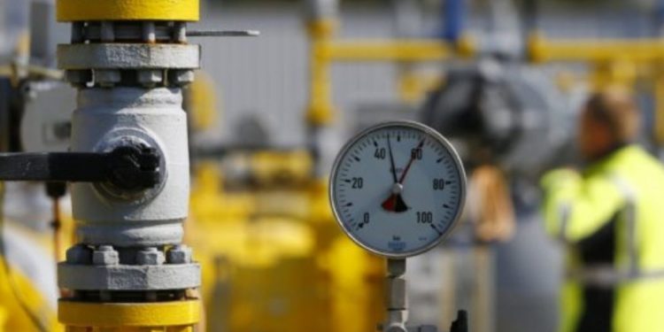 Scandal pe piața gazelor: Rotalin Gaz dă vina pe ANRE și Guvern. Agenția acuză compania de manipulare