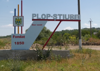„Primarul a promis, dar…”. Locuitorii din Plop-Ştiubei, raionul Căuşeni, nemulțumiți pe faptul că edilul socialist nu și-a îndeplinit promisiunile făcute acum patru ani | VIDEO