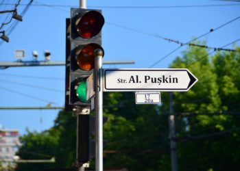 Un candidat la funcția de primar al Chișinăului pledează pentru redenumirea străzii Pușkin, din centrul capitalei, în strada Regina Maria. Cum își motivează decizia | VIDEO