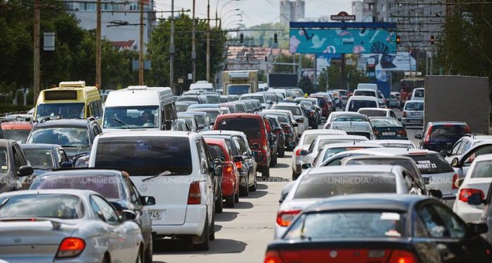 În Republica Moldova vor apărea indicatoare și marcaje rutiere noi. Cum arată acestea