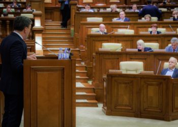 Moțiunea de cenzură asupra activității Guvernului, înaintată de BCS a eșuat: Dezbaterile au durat până după ora 02.00 noaptea | VIDEO