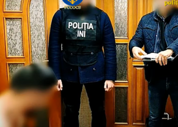 Dragoste în credit: Un bărbat l-a obligat pe amantul soției sale să-i achite 200 euro lunar, timp de doi ani | VIDEO