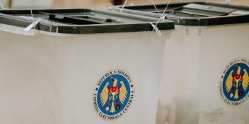 «Снятие целой команды и закрытие шести телеканалов — это не демократично». Как кандидаты в примары комментируют процесс всеобщих местных выборов