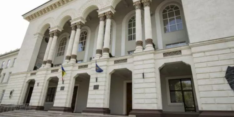 «Массовые случаи фальсификаций и подтасовки на выборах». Партия «Шанс» обратилась в Генеральную прокуратуру с запросом о начале уголовного расследования в отношении членов КЧС и ЦИК