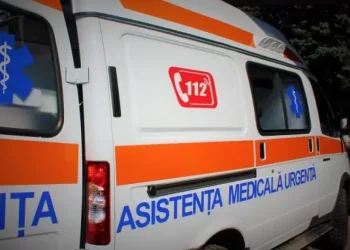 A acuzat dureri în regiunea pieptului și a fost transportată la spital: Detalii despre decesul președintei secției de votare din Gradiște, Cimișlia chiar în dimineaţa alegerilor | VIDEO
