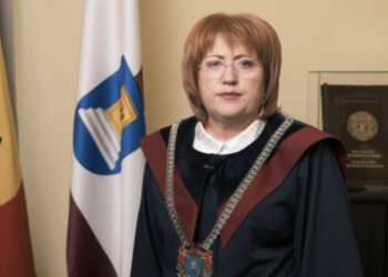 Домника Маноле, судья КС, для Orizont TV о передаче дела партии «Шанс» из Апелляционной палаты в КС