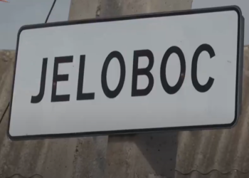 Un nou proiect de infrastructură realizat în raionul Orhei: Pe strada centrală a satului Jeloboc a fost inaugurat un trotuar | VIDEO