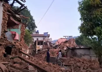 Более 120 человек погибли при землетрясении в Непале